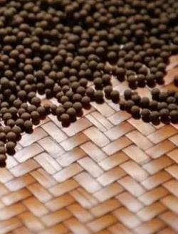 由莪术,丹参,炙鸡金,鸡骨草等多味中药组成,具有化瘀消积,健脾和胃